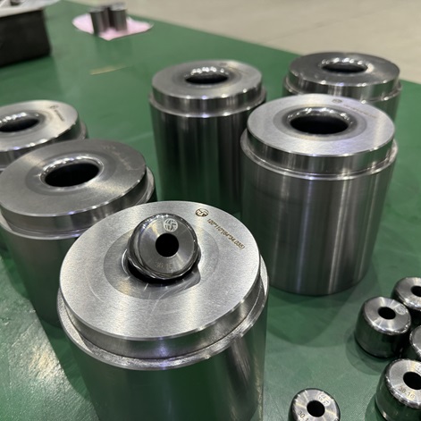 tungsten carbide cold heading die