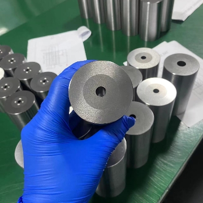 tungsten carbide mold